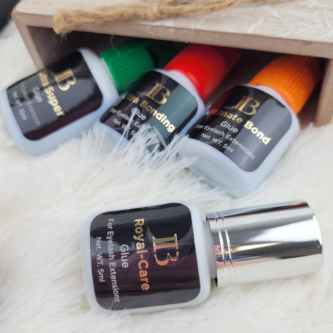  Glues & Liquids 